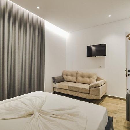 Luxury Villa Alisja Sarande With Private Beach Kültér fotó