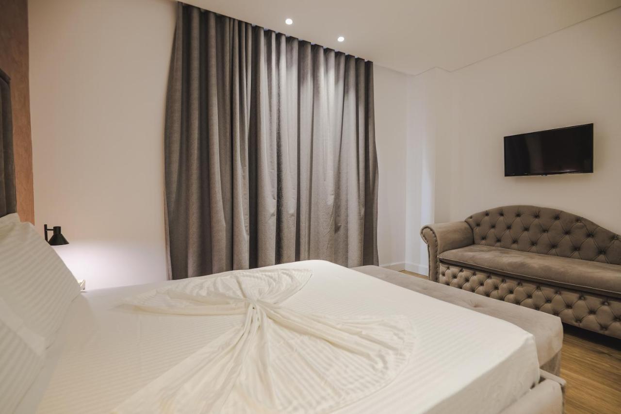 Luxury Villa Alisja Sarande With Private Beach Kültér fotó