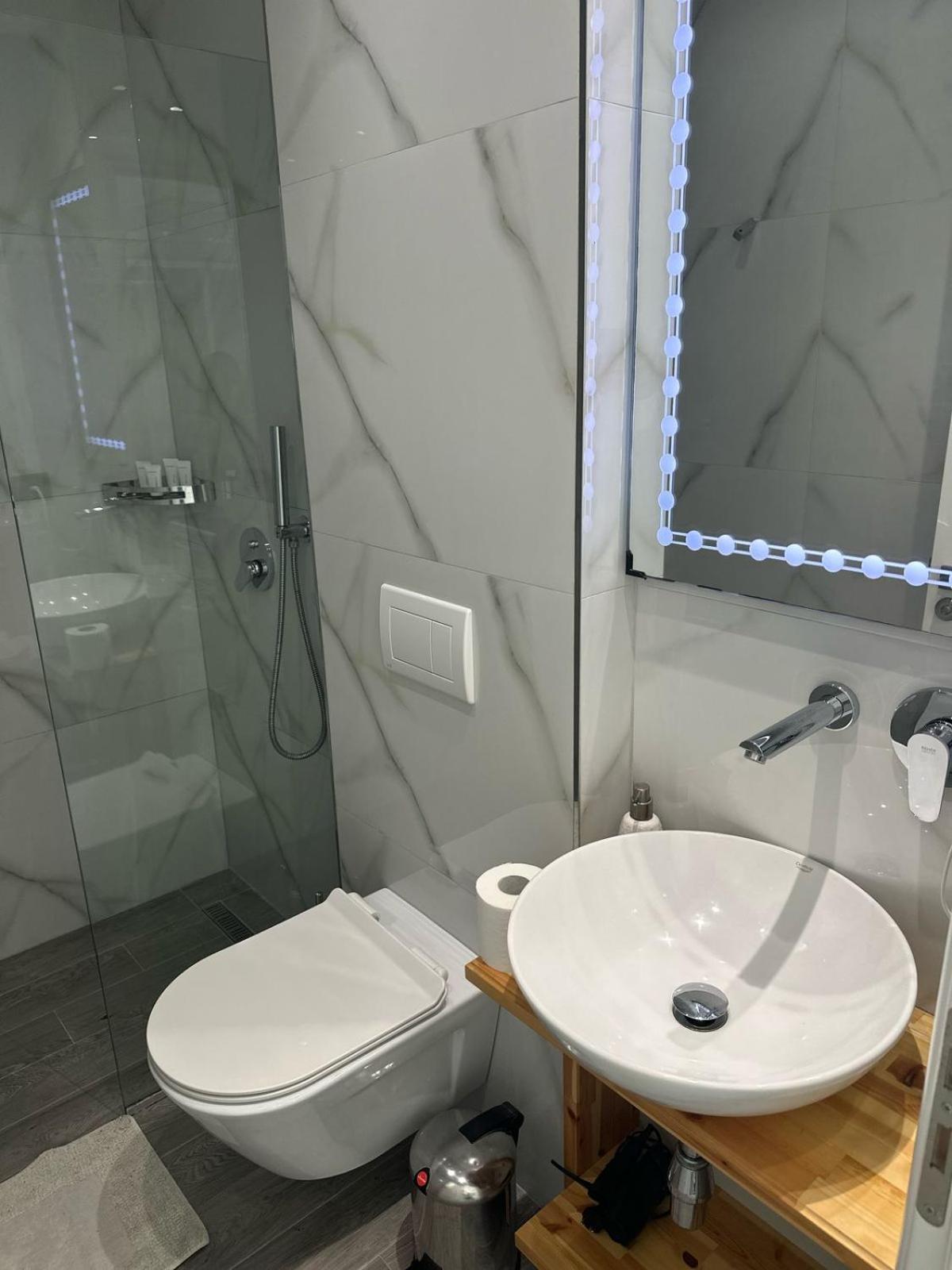 Luxury Villa Alisja Sarande With Private Beach Kültér fotó